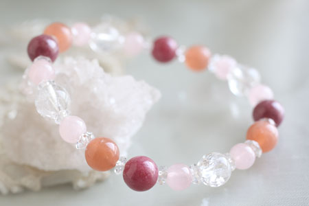 - Rhodonite & Orange Moonstone -