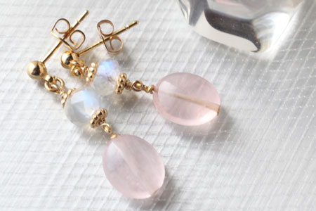 - Morganite & Royal Blue Moon Stone k14gf ピアス -
