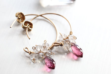 - Rhodolite Garnet フープピアス -