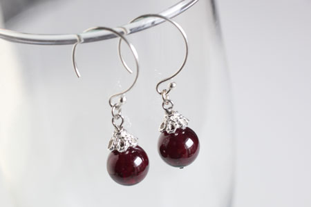 - Garnet SV ポイントピアス -