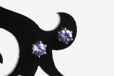 - Tanzanite スタッドピアス -