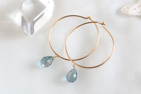 - London Blue Topaz フープピアス -