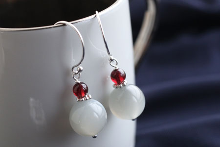 - Silver Gray Moonstone SVピアス -
