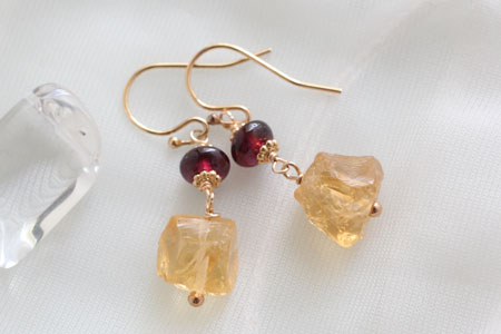 - Citrine k14gf ピアス -