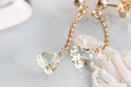 - Lemon Quartz ハートカットピアス -