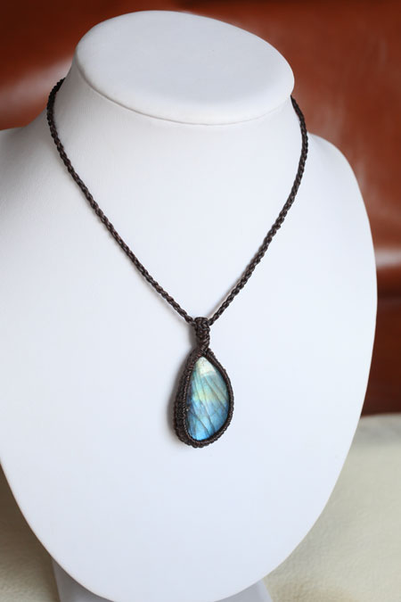 Psychic Stone Pendant * Labradorite 01  *