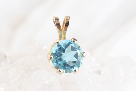 - Blue Topaz k14gf Pt -