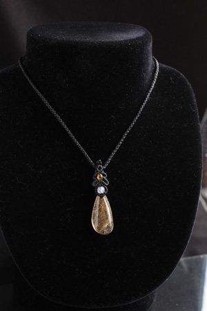 Psychic Stone Pendant * Rutile Quartz 02 *