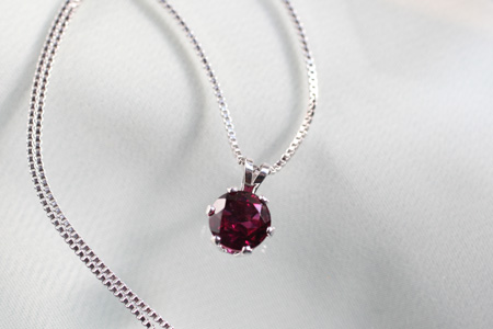 - Rhodolite Garnet SV Pt -