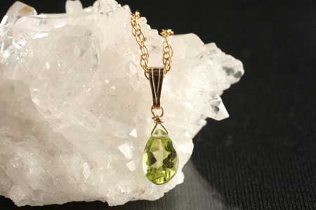 - Petit Jewel * Peridot -